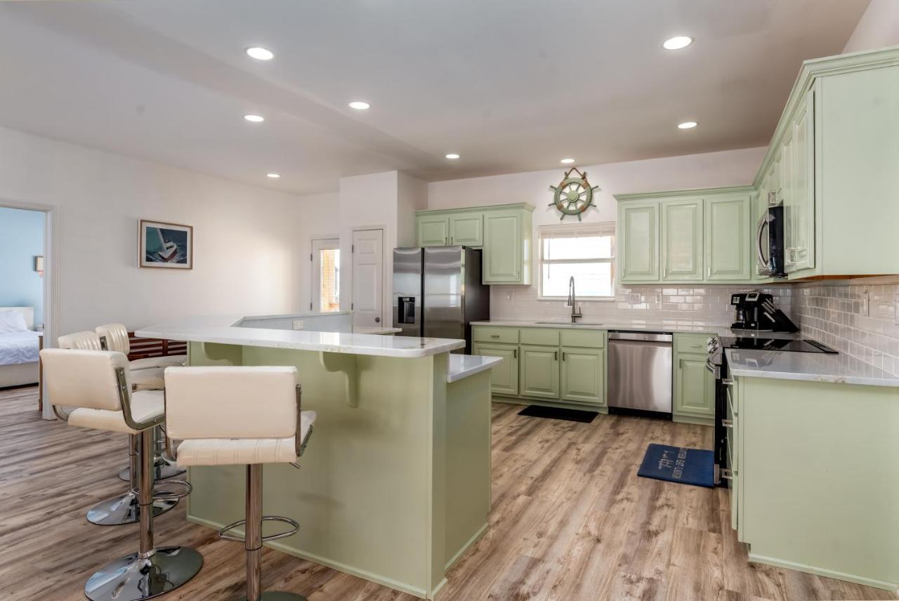 Sun Spot - True Gulf Front Private Home With Lovely Gulf Side Deck, Home Dauphin Island Exterior foto